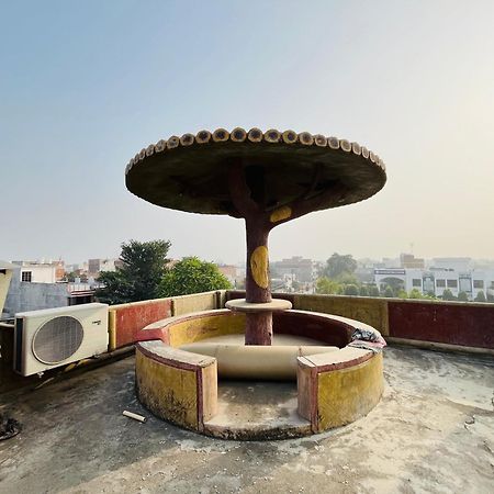 Allāhābād Junction Hare Krishna Homes Jhalwa מראה חיצוני תמונה